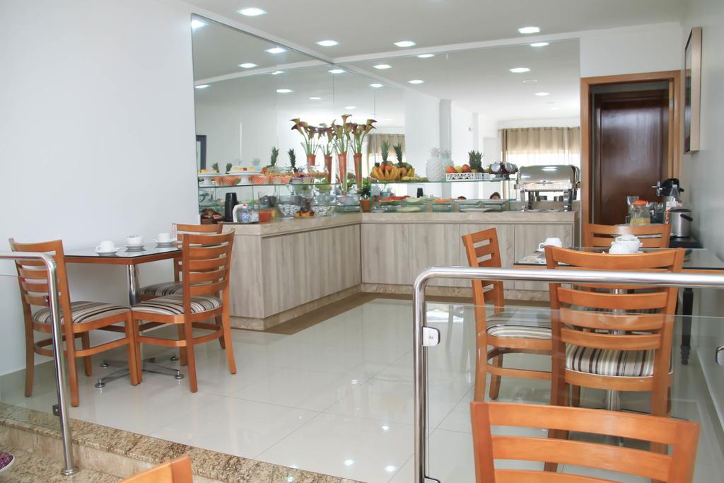 Marcellus Hotel Anápolis Buitenkant foto